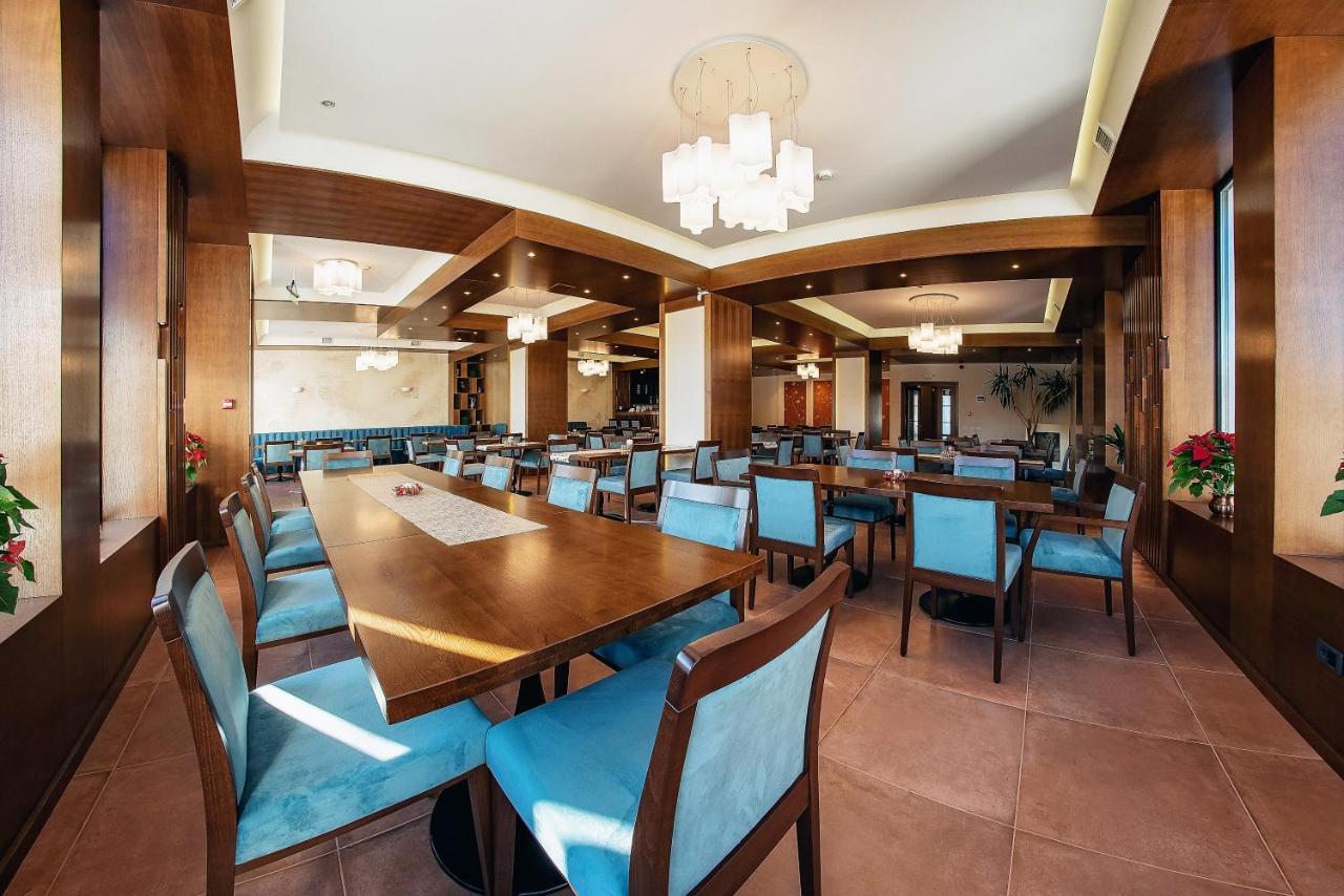 Hotel Buchenland Gura Humorului Dış mekan fotoğraf