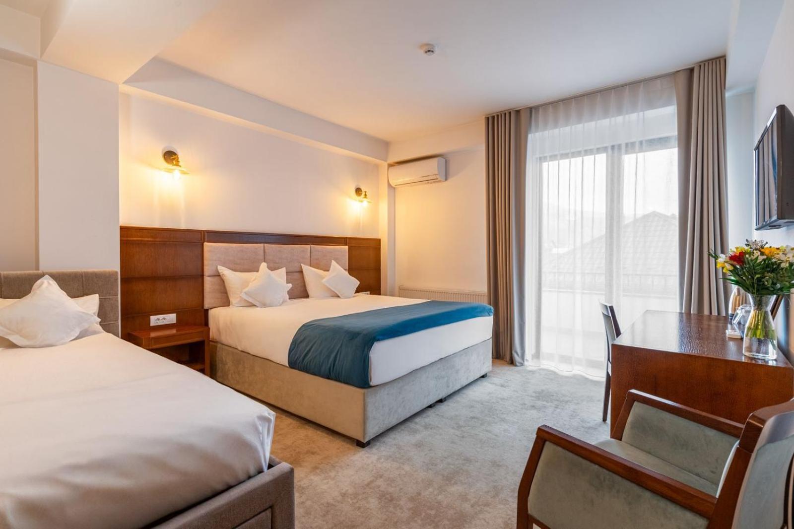 Hotel Buchenland Gura Humorului Dış mekan fotoğraf