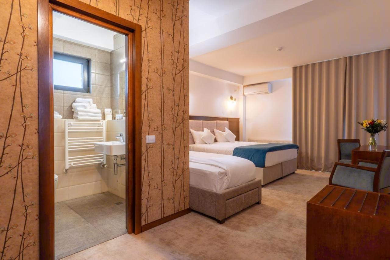 Hotel Buchenland Gura Humorului Dış mekan fotoğraf