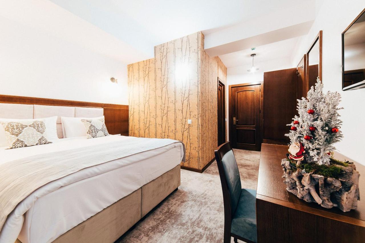 Hotel Buchenland Gura Humorului Dış mekan fotoğraf
